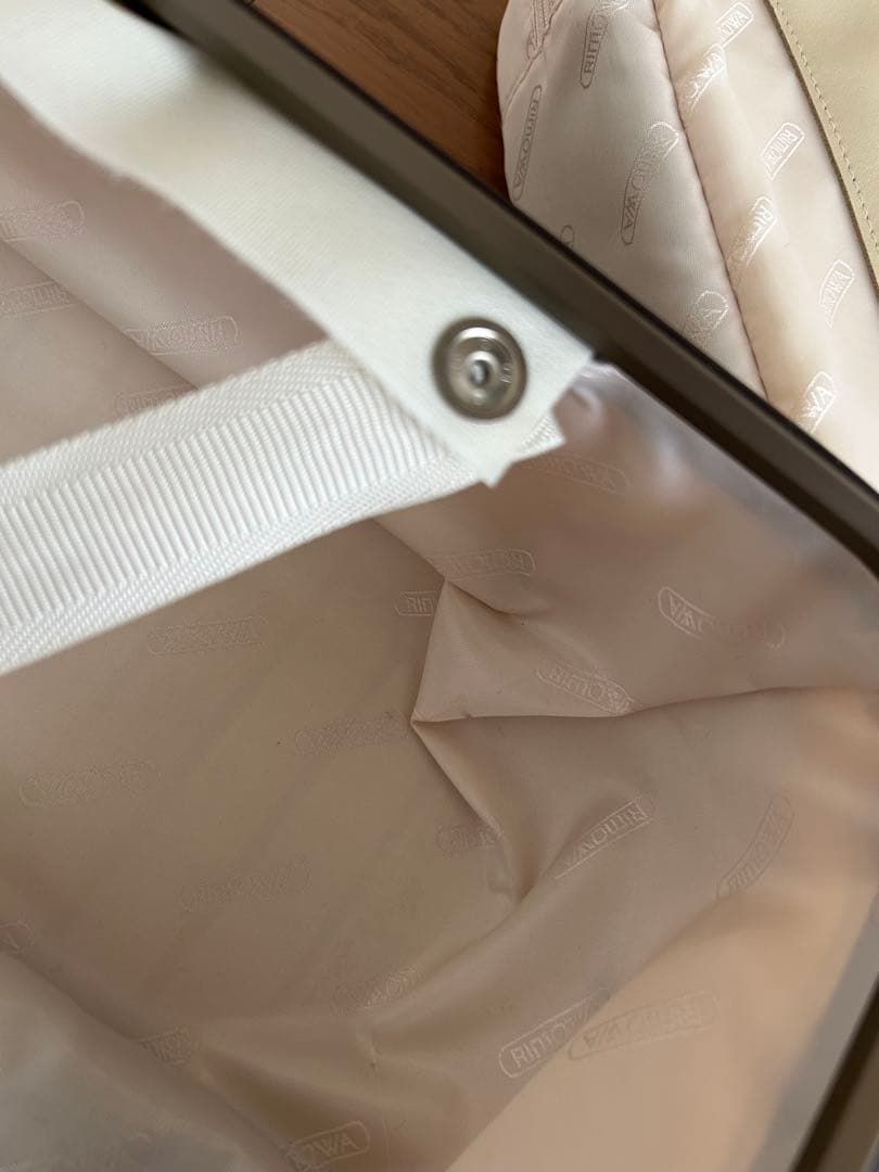 【美品】RIMOWA LIMBO ビジネスキャリーケース 27L