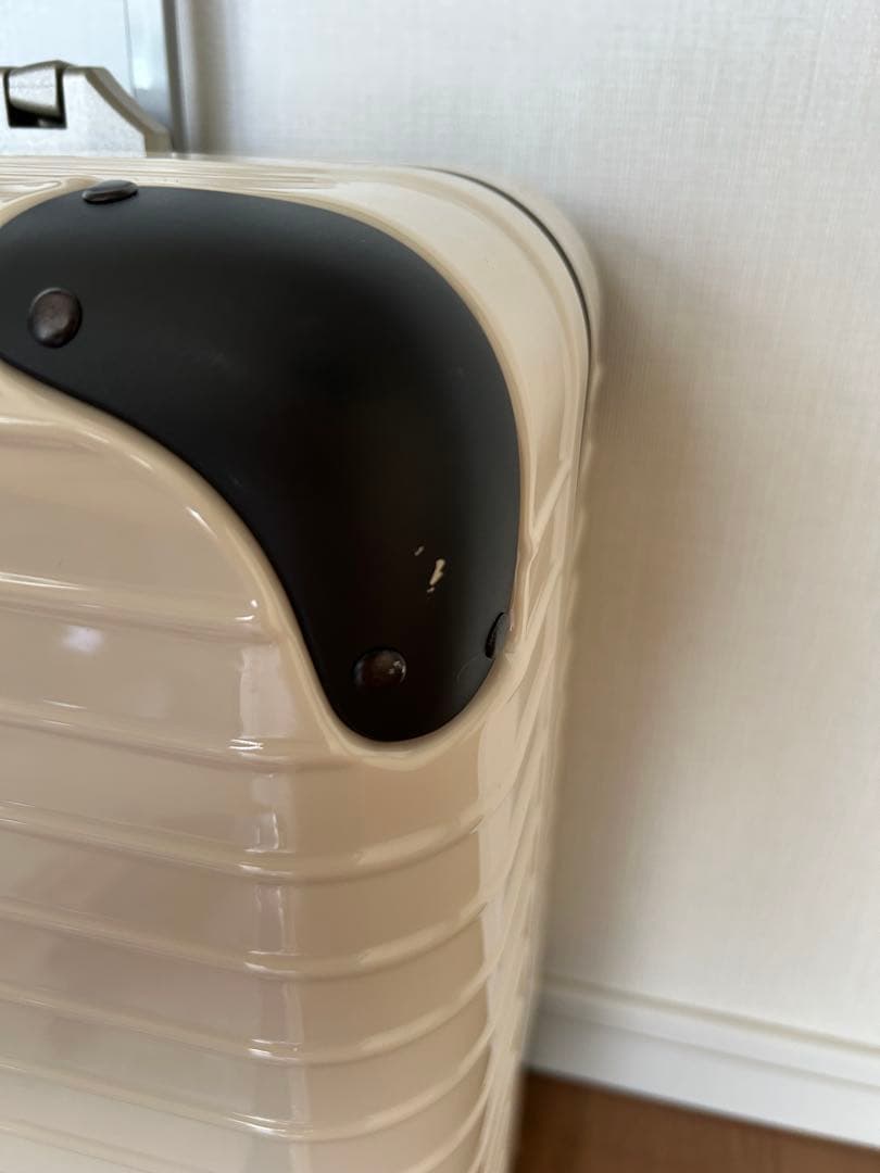 【美品】RIMOWA LIMBO ビジネスキャリーケース 27L