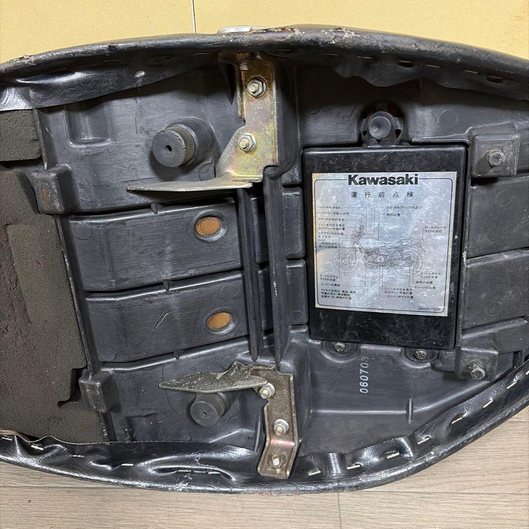 ゼファー400 純正バイク シート 黒 ゼファー400シート ZEPHYR