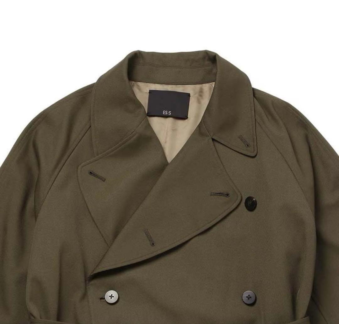 【袖短　ほぼ未使用品】ES:S（エス）　カーキ　トレンチコート