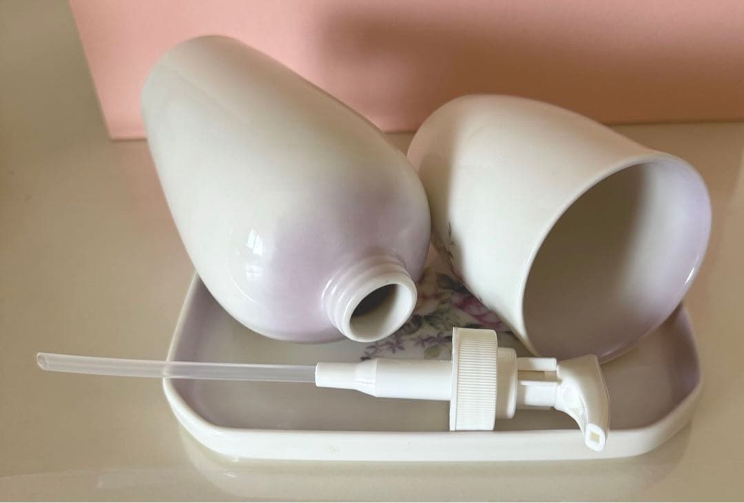 イマンビビアンパープル陶器 マグ1個 トレー1個 ポンプウォッシュ1個