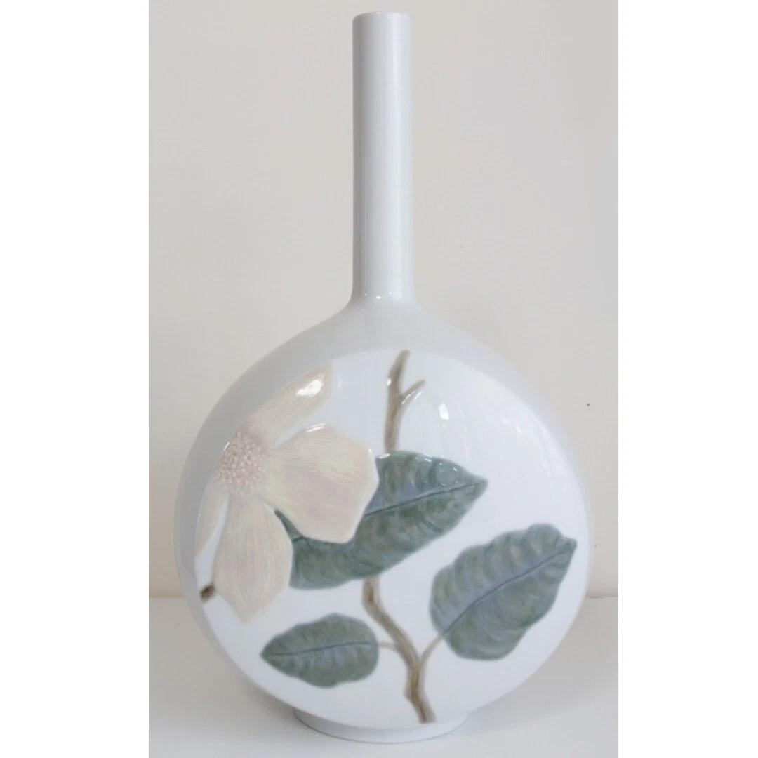 タカ■希少品！リヤドロ花瓶■LLADRO 淡い花柄　白　ポーセリン陶磁器