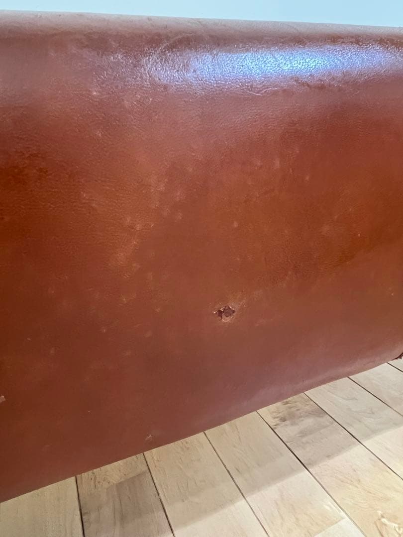 ブラウンレザー　スツール