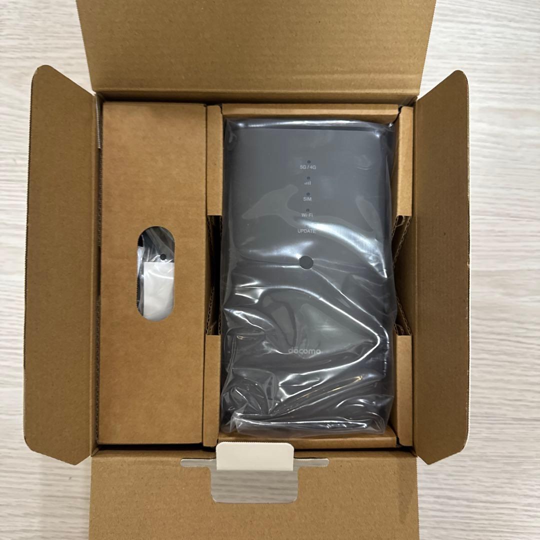 【新品未使用】docomo HR02 5Gルーター 本体・付属品付き