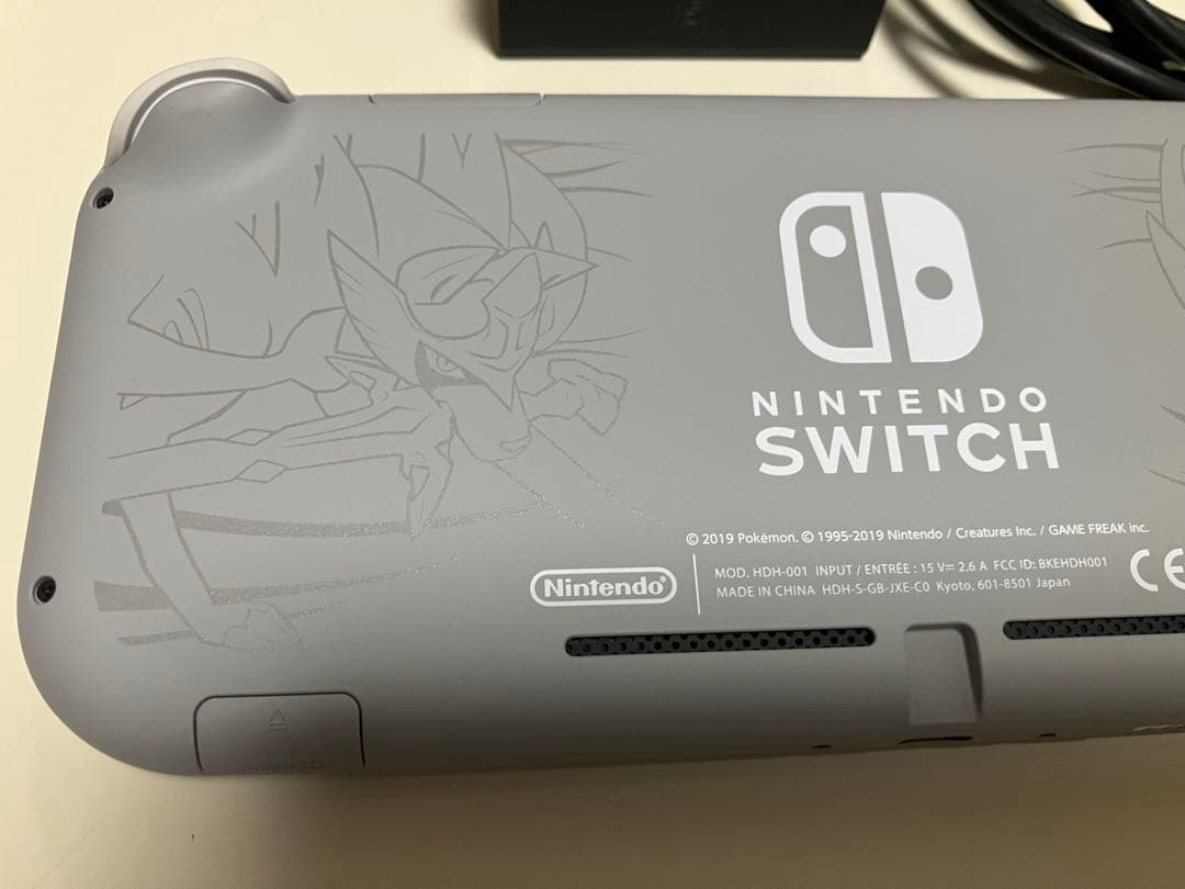 Nintendo Switch Lite ポケモン　ザシアン ザマゼンタ