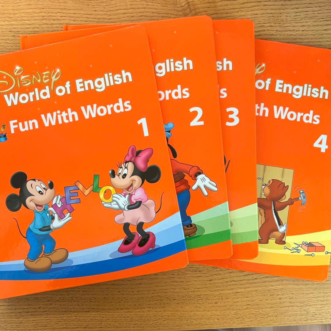 DWE 【美品多数】ミッキーマジックペンセット　2019年版