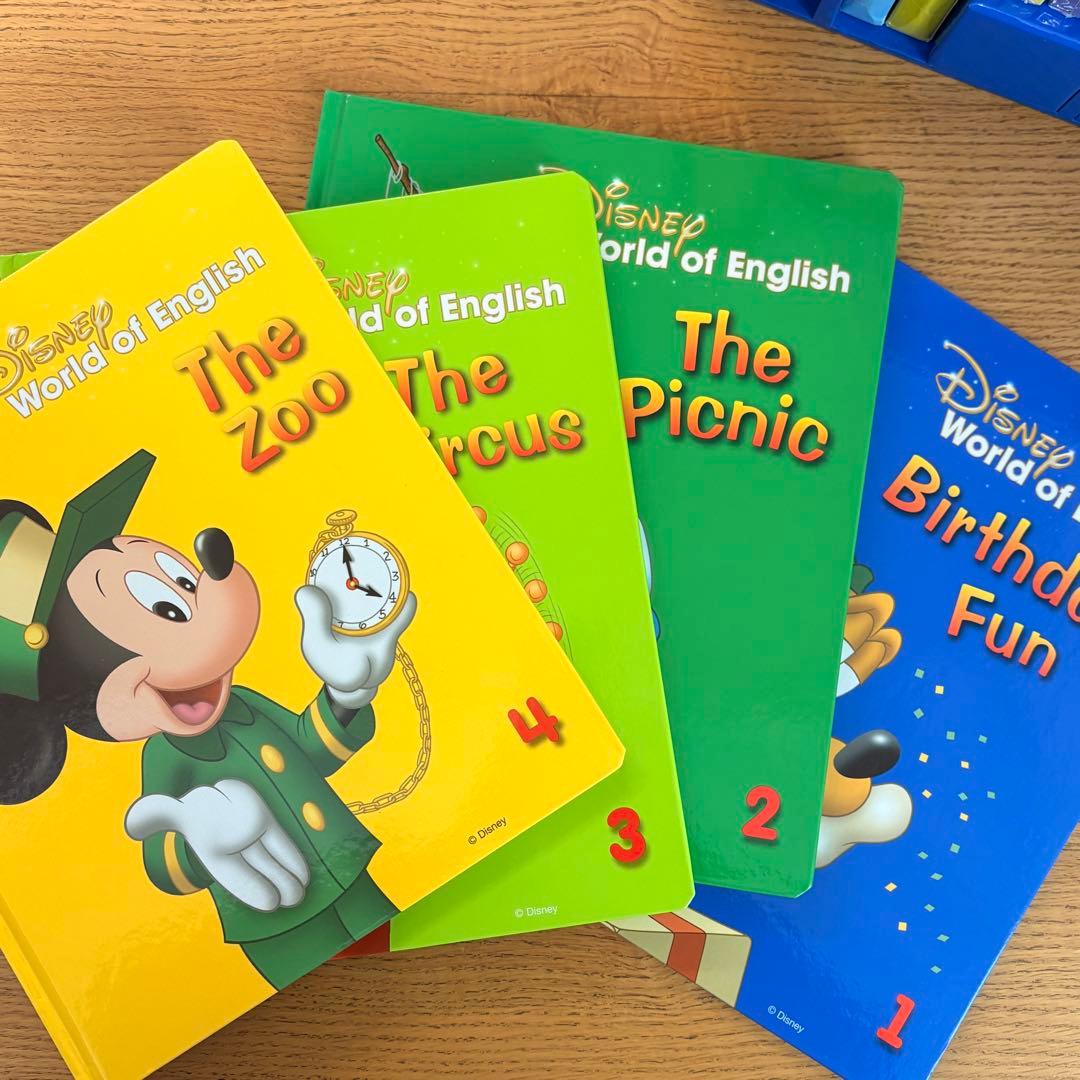 DWE 【美品多数】ミッキーマジックペンセット　2019年版