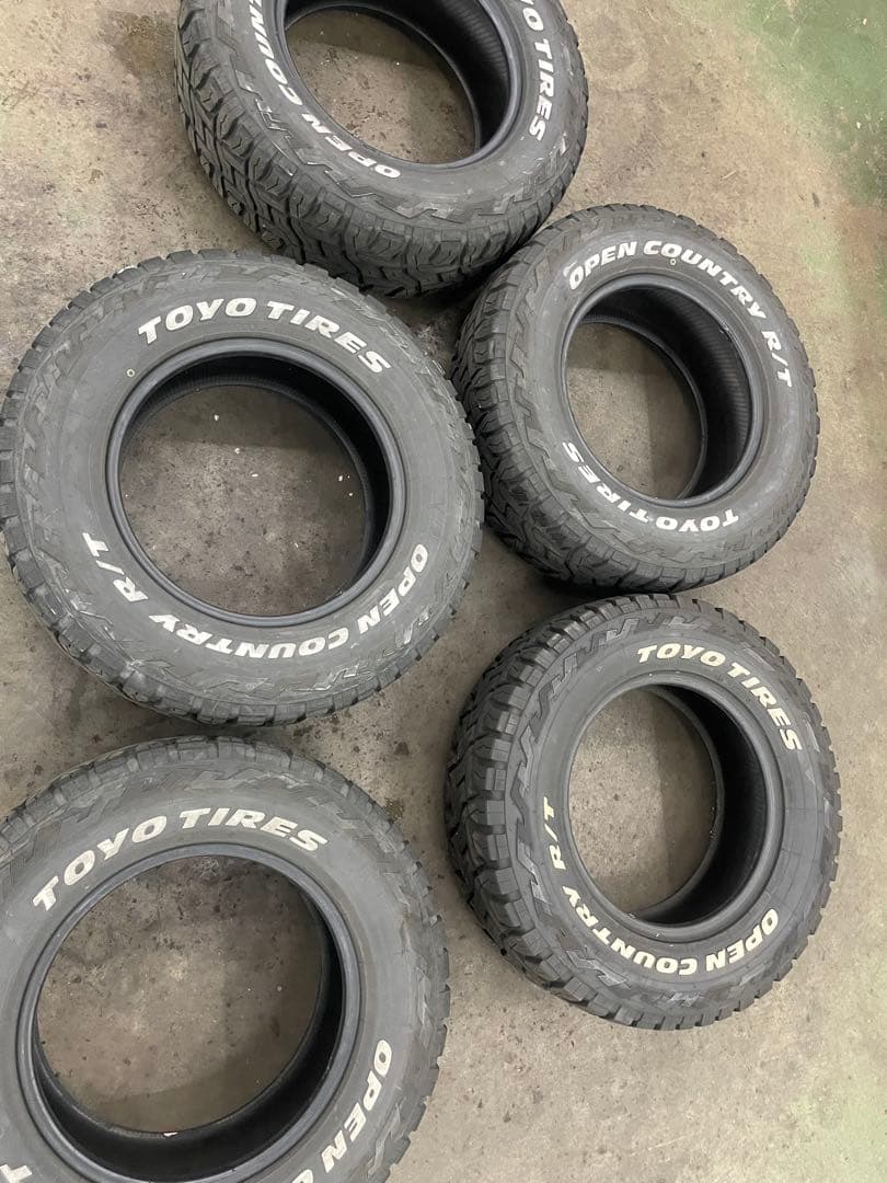 h*e様 TOYO TIRES OPEN COUNTRY RT 235/70R1