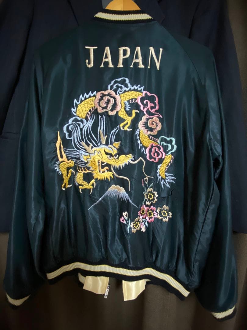 東洋エンタープライズ　スカジャン　赤虎