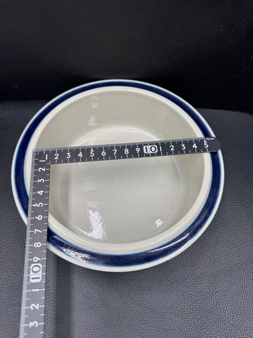 セール❗️ヴィンテージ アラビア　アネモネ　シリーズ。 大きいタイプの深皿　2個