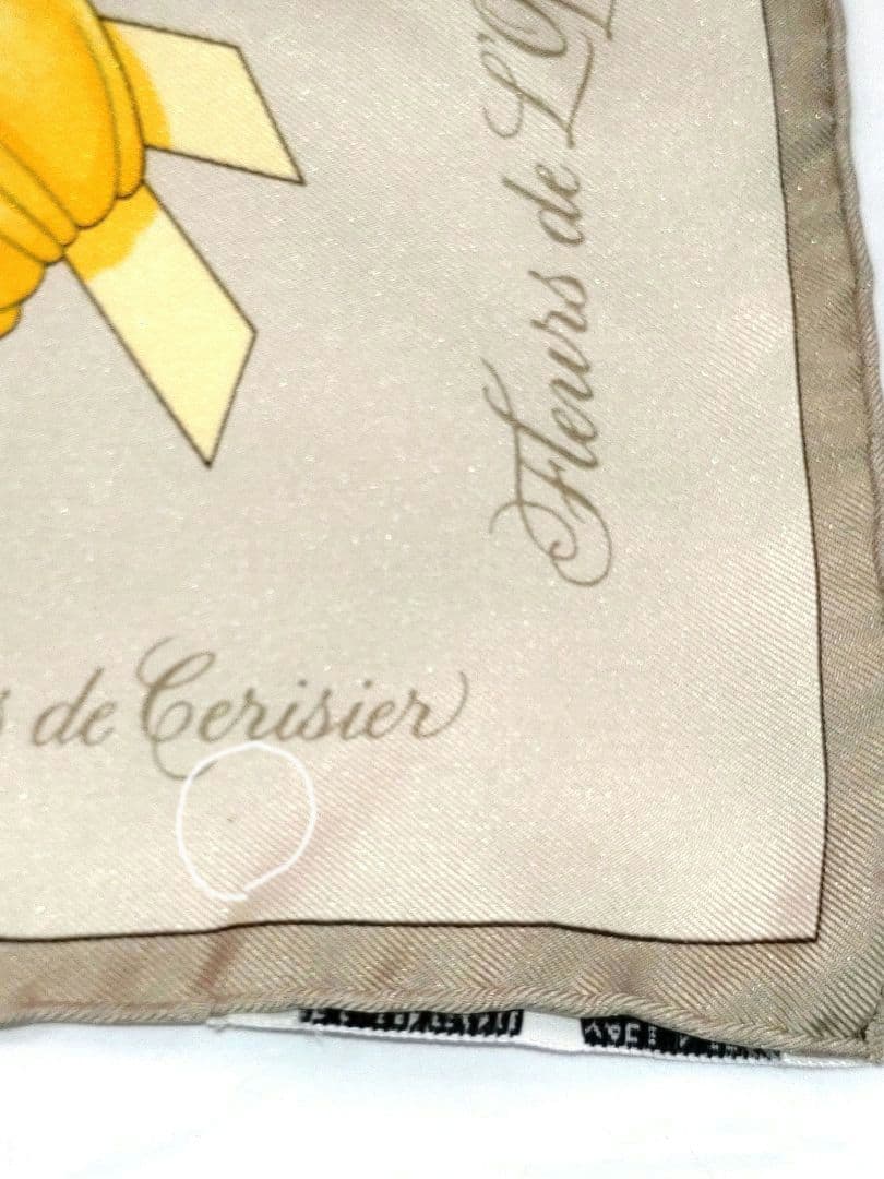 ■HERMES■ 花柄スカーフ カレ90