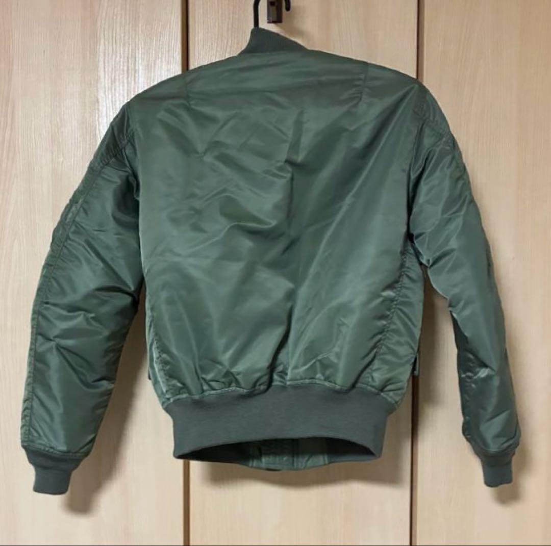 AVIREX MA-1ジャケット