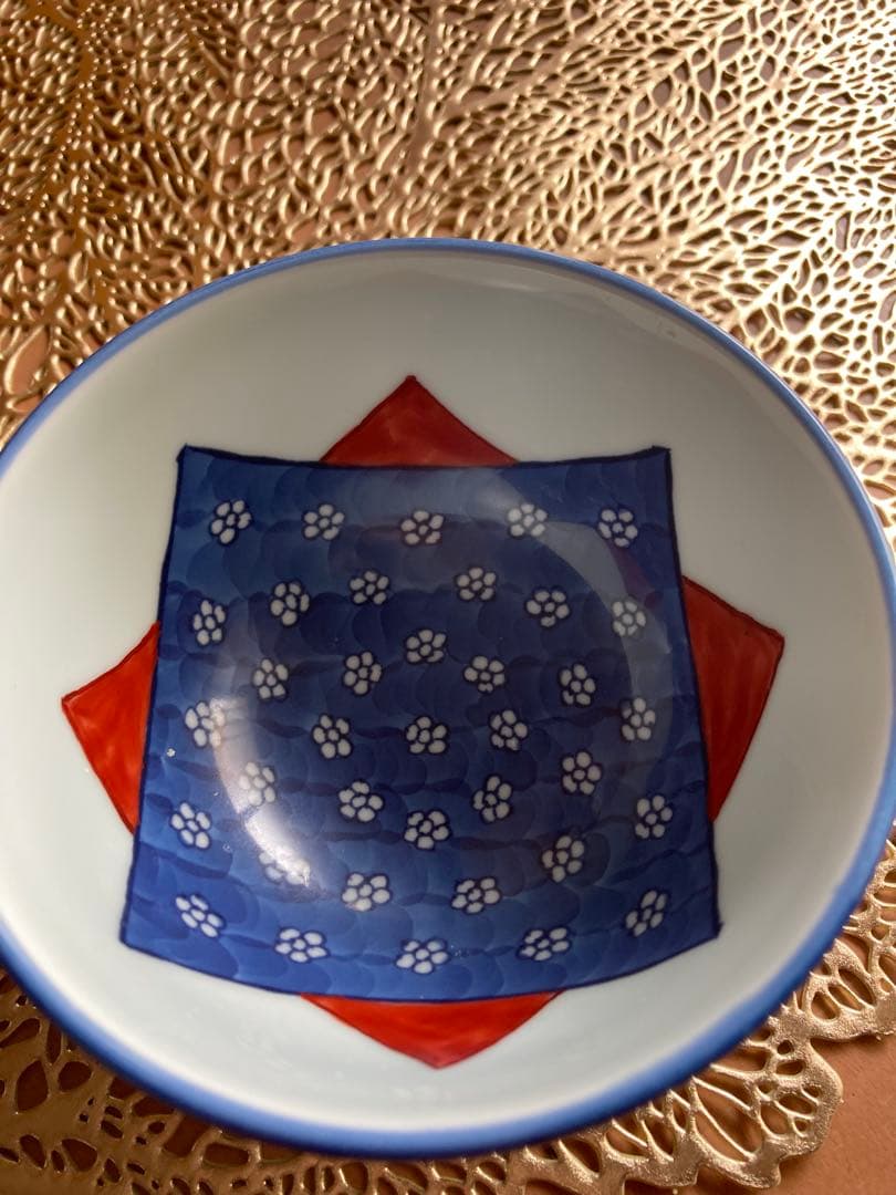 源右衛門　お椀　青赤花模様　飯碗　食器　有田焼き　波佐見焼き　陶器市