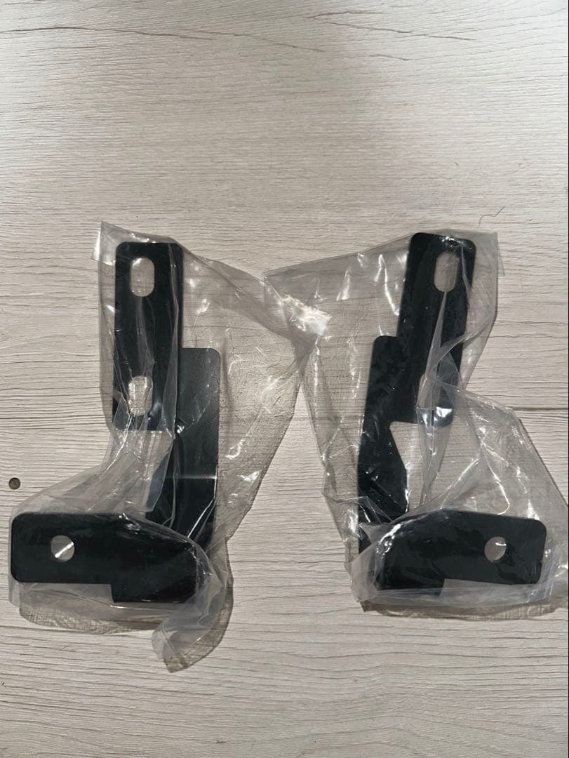 【ハイラックスgun125専用】ボンネットライトステー（ADVY製）