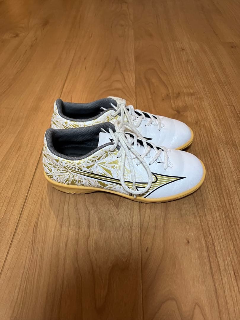Mizuno モレリア ネオ 3 ジュニアサッカーシューズ 21㎝