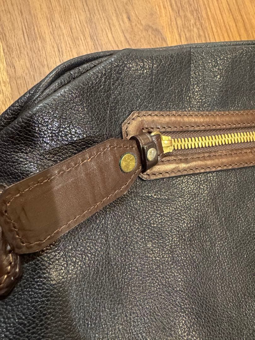 土屋鞄 アルマス レザー ボディバッグ