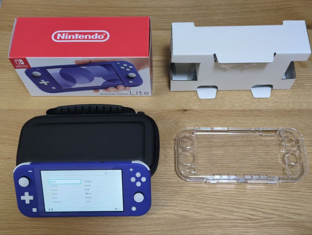 【美品】Nintendo Switch Lite 青 保護フィルム・ケース付き