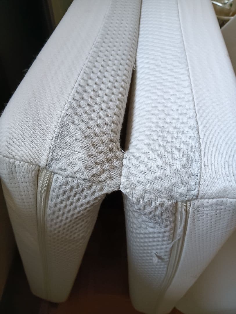 Dormeo イタリア製　マットレス 3つ折り 西川産業