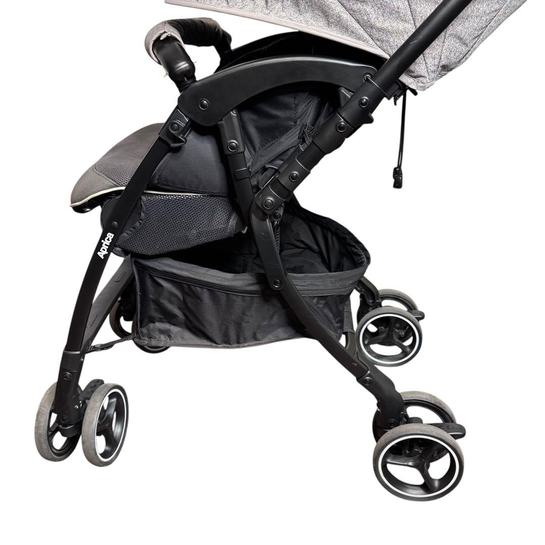 【美品】アプリカ Aprica ラクーナクッション AC アクティヴグレーデニム