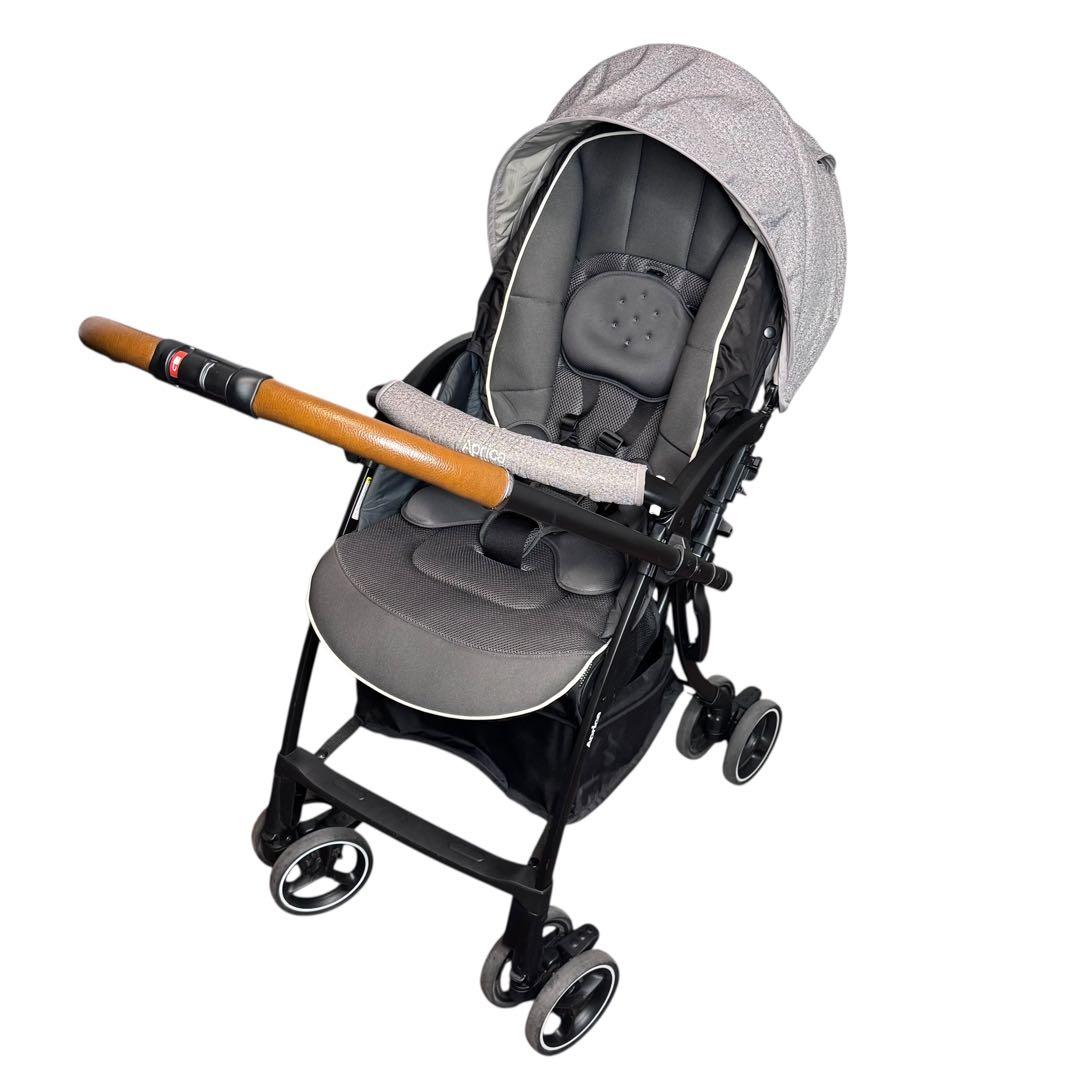 【美品】アプリカ Aprica ラクーナクッション AC アクティヴグレーデニム