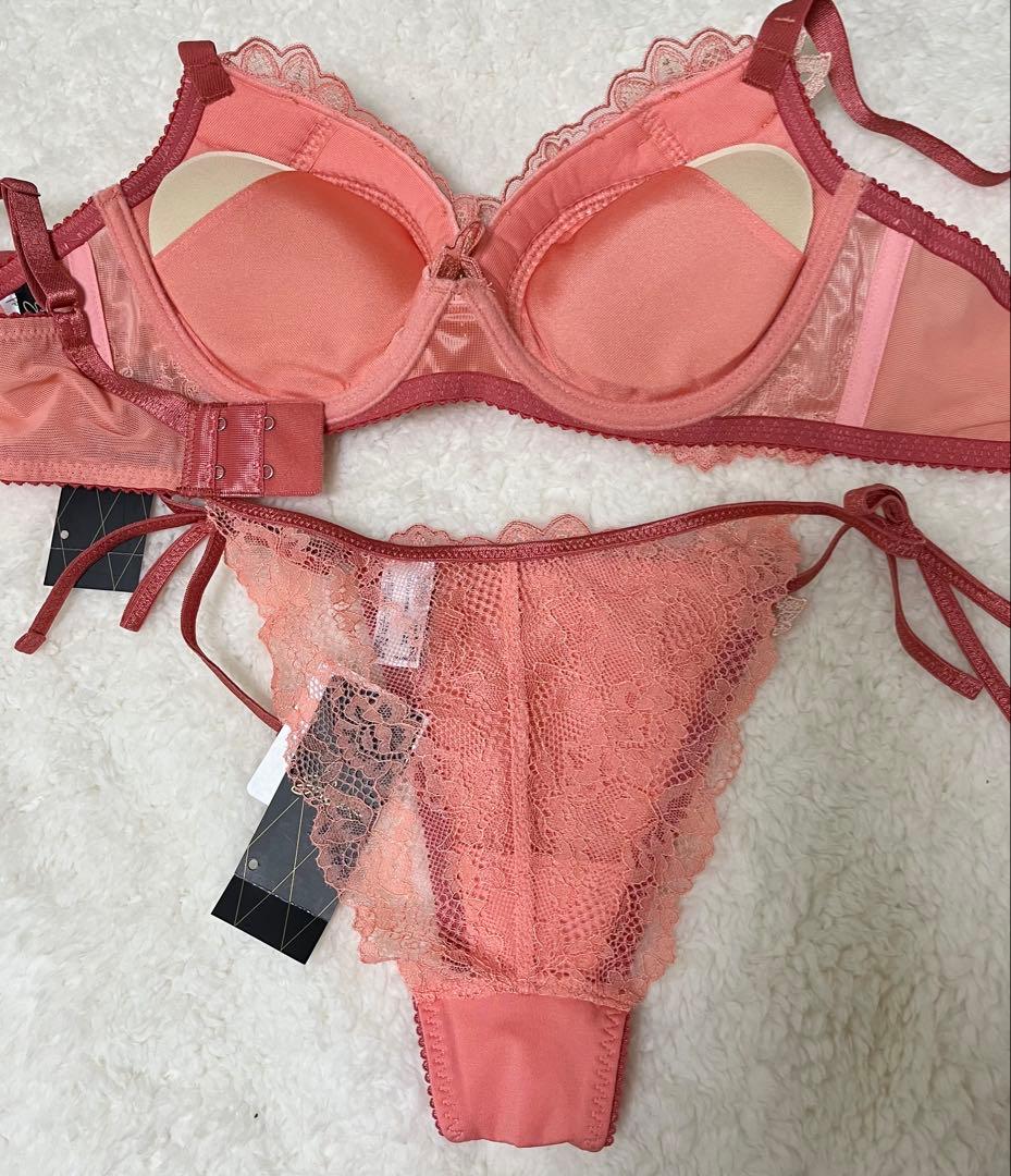 ⭐️専用⭐️ ワコール　サルート　ブラショーツセット　C75 M