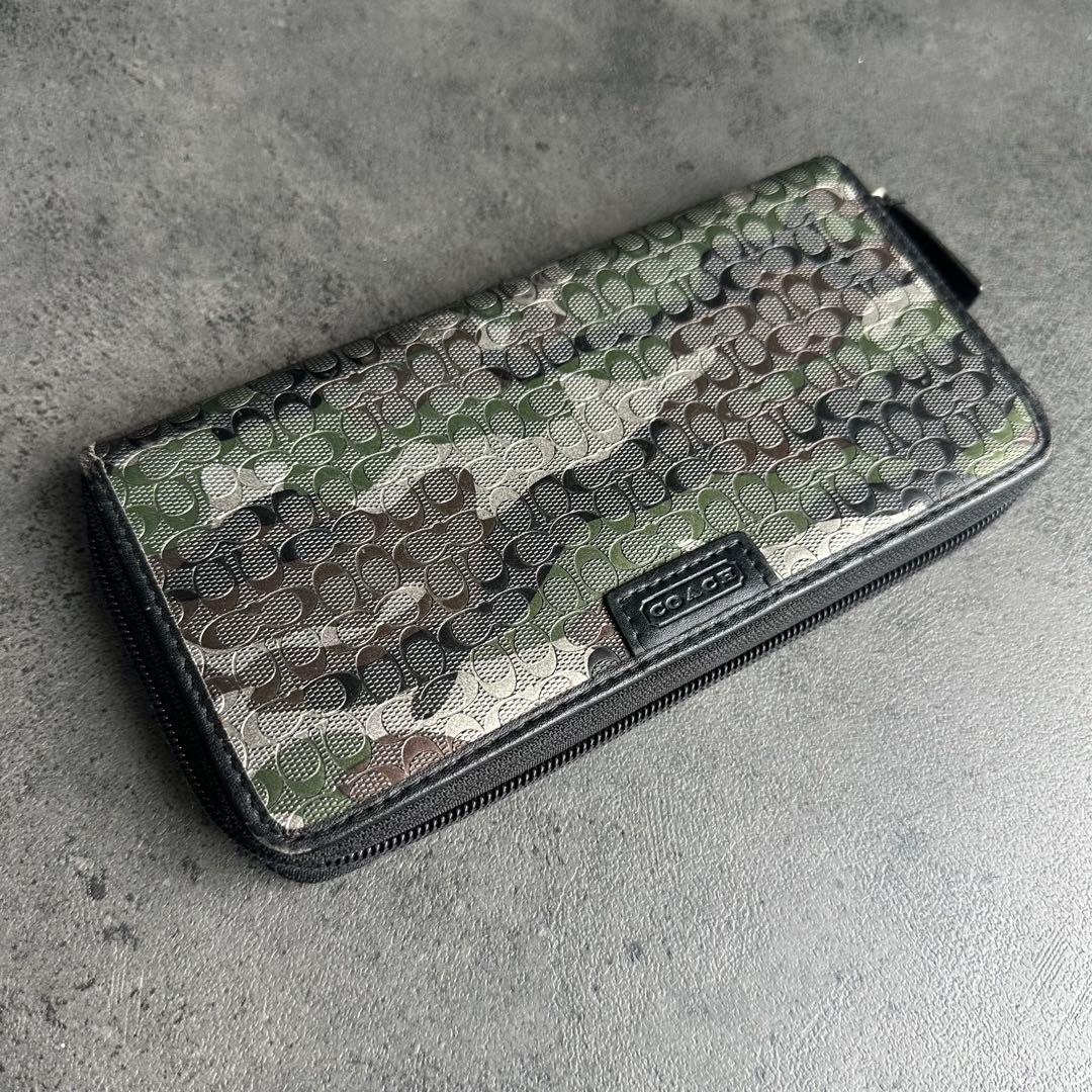 COACH ファティーグカモフラージュ柄　ラウンドジップ　長財布