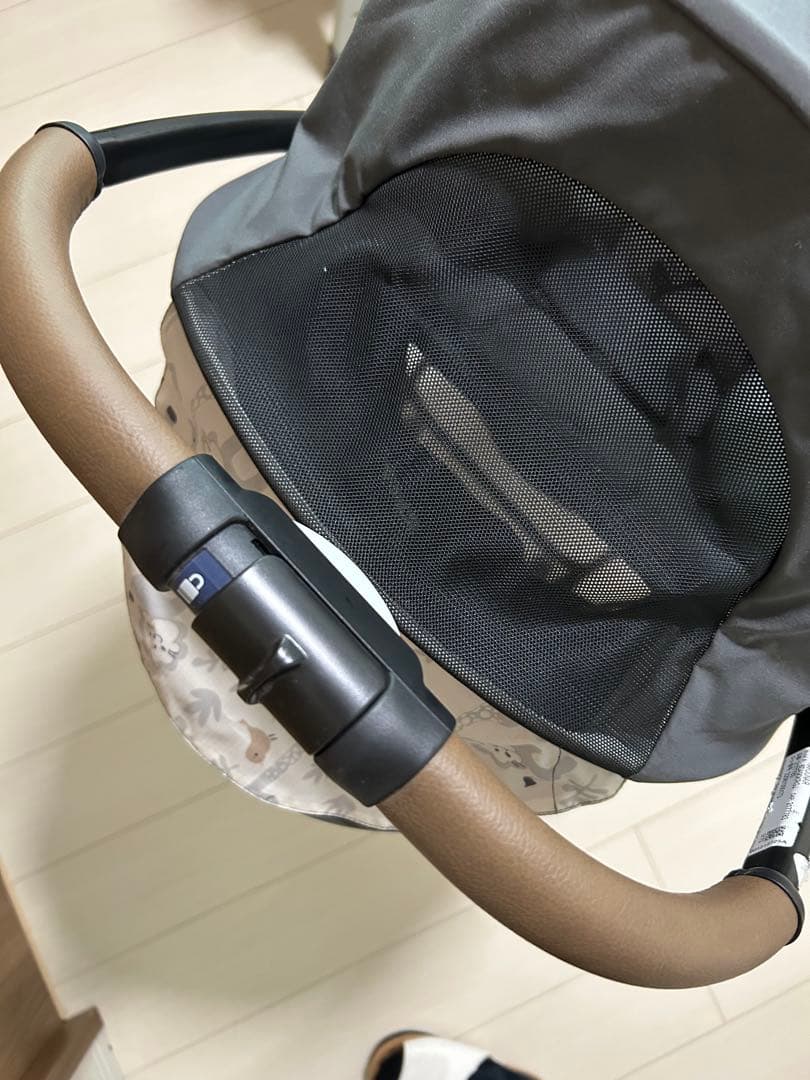 【超美品！】Aprica カルーンエアー 延長ハンドル付 グレー アニマル柄