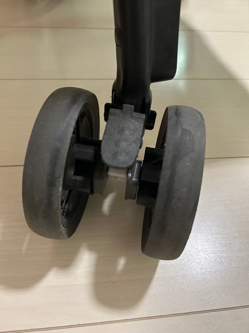 【超美品！】Aprica カルーンエアー 延長ハンドル付 グレー アニマル柄