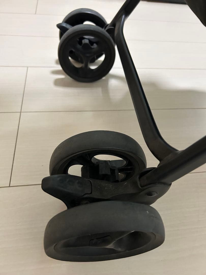 【超美品！】Aprica カルーンエアー 延長ハンドル付 グレー アニマル柄