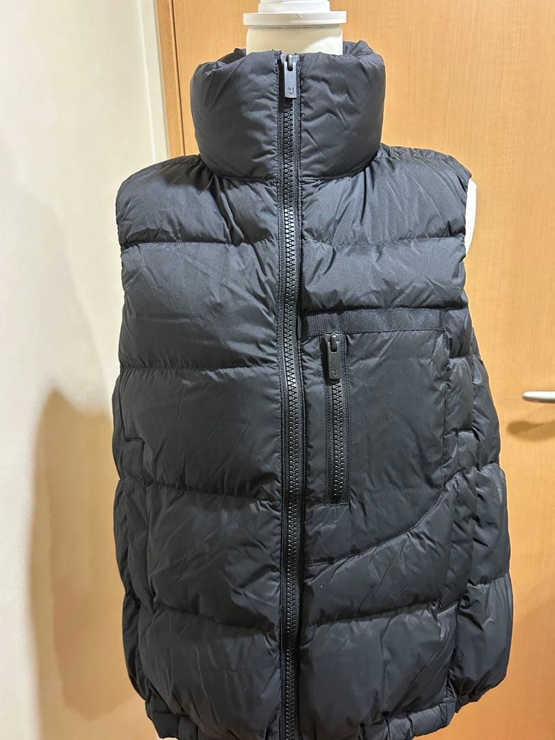 ⭐️ユニクロ➕J ジルサンダーコラボダウンベスト黒、未着用極美品⭐️