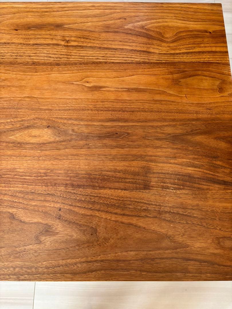 D&DEPARTMENTオリジナルカフェテーブルX脚