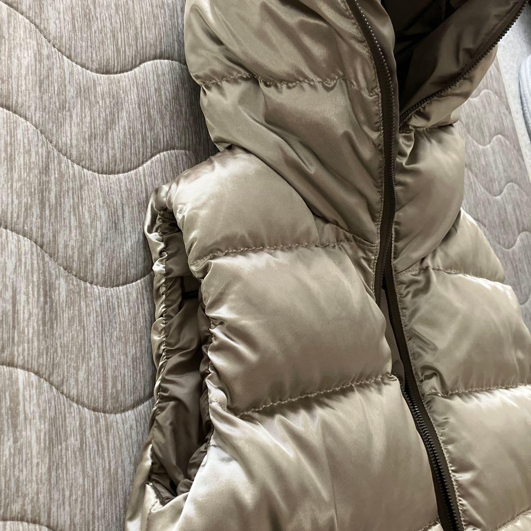 激レア！DUVETICA FEBEDUE レディース ゴールド ダウンベスト