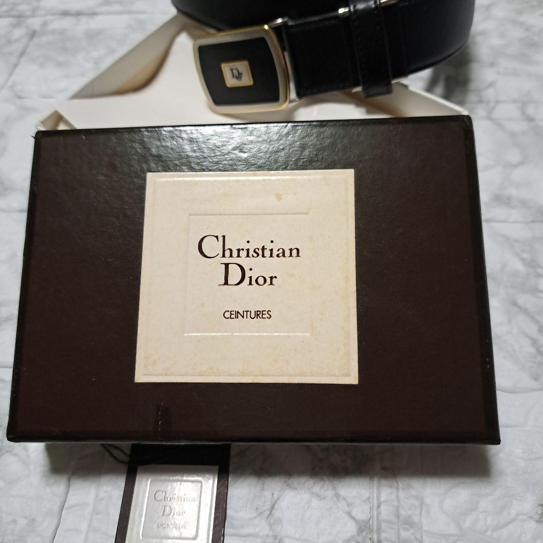 ✨️新品未使用✨️Christian Dior ディオール黒 ベルト専用 箱付