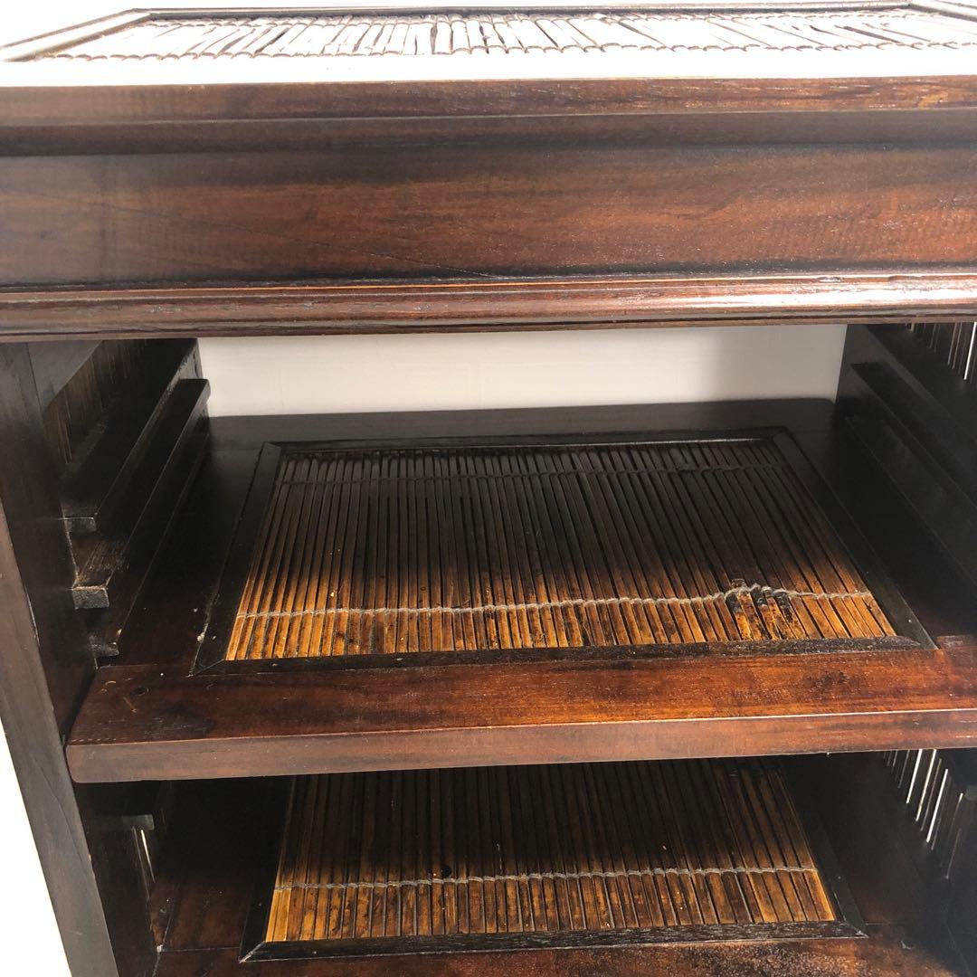 アジアンテイストシェルフ