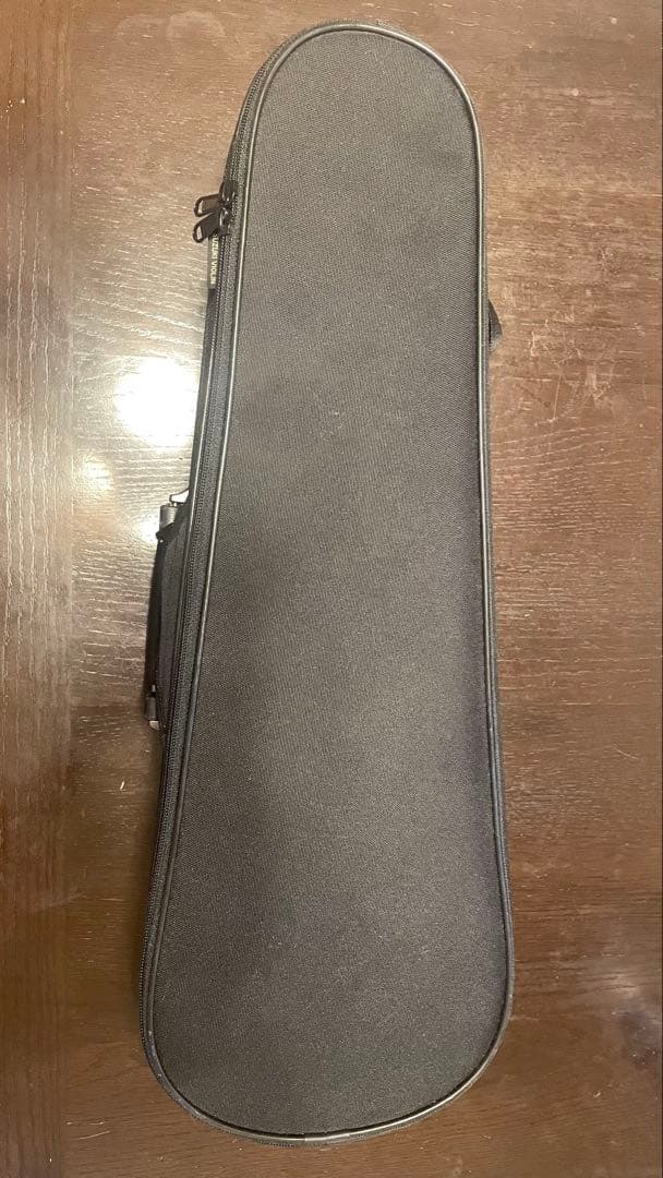 【日本製】SUZUKI バイオリン本体(1/8)と弓、ハードケース付き