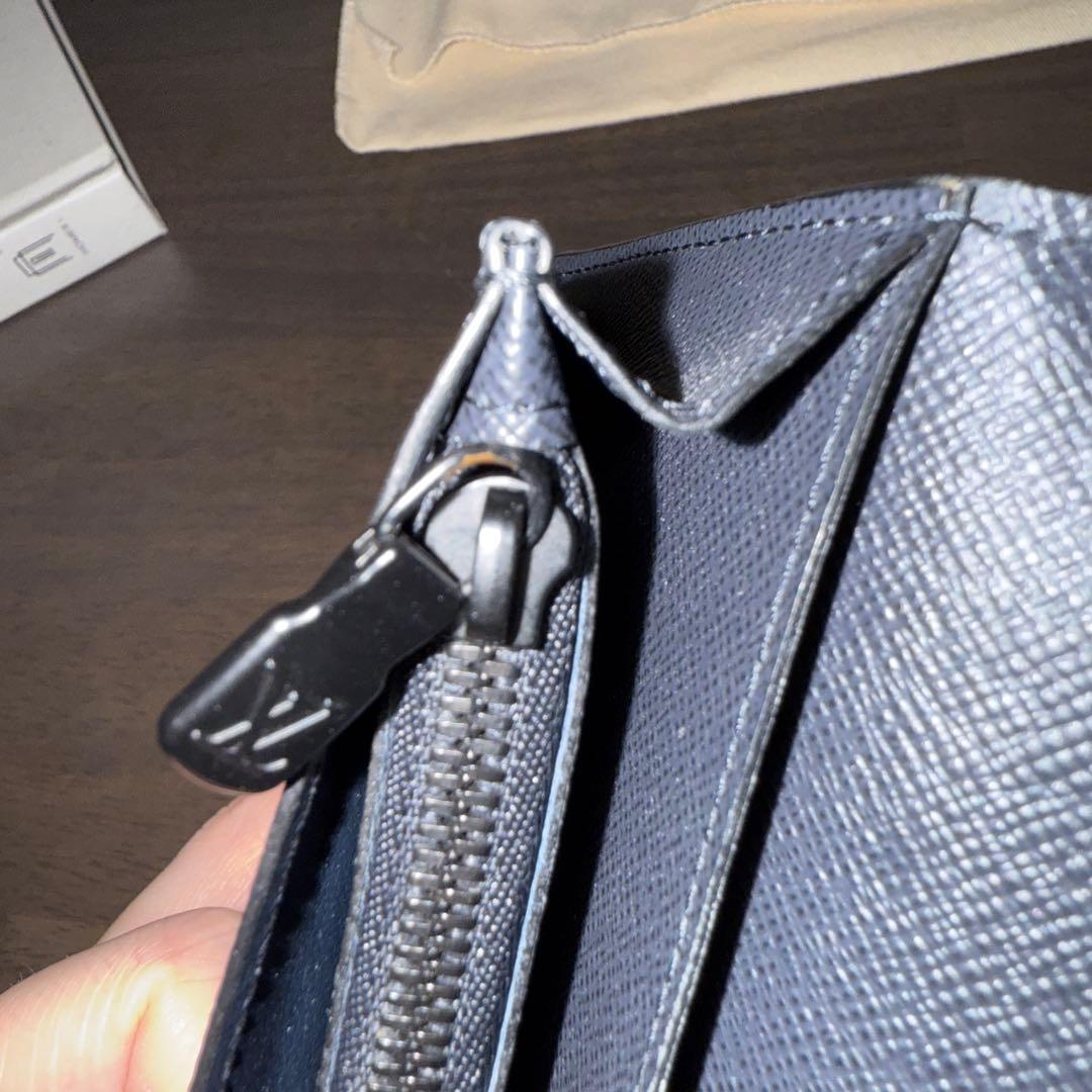 ルイヴィトン アップサイドダウン 2つ折り長財布