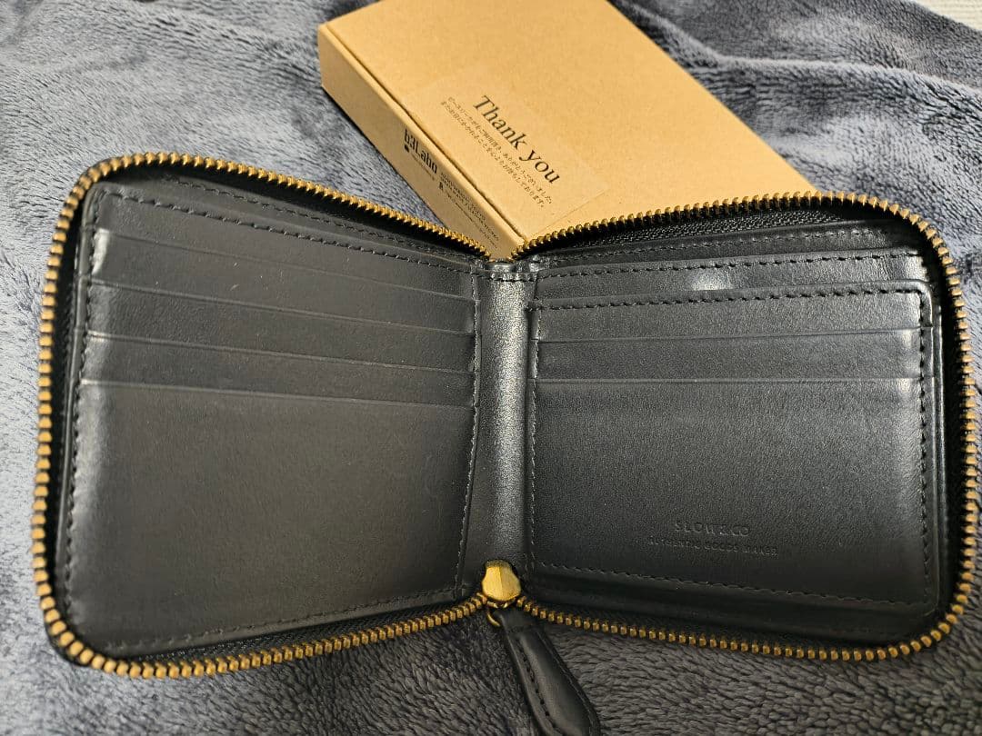 スロー　財布　二つ折り　レザー　SLOW　ラウンドファスナー