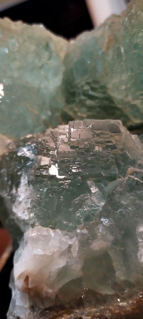 約8.5kg フローライト原石 結晶 発光　蛍石　鉱石　宝石　水晶　クリスタル