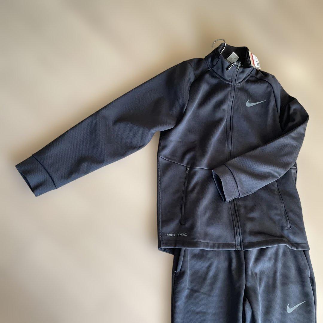 新品　タグ付　定価19,000円Nike ProBlack セットアップ（ L）