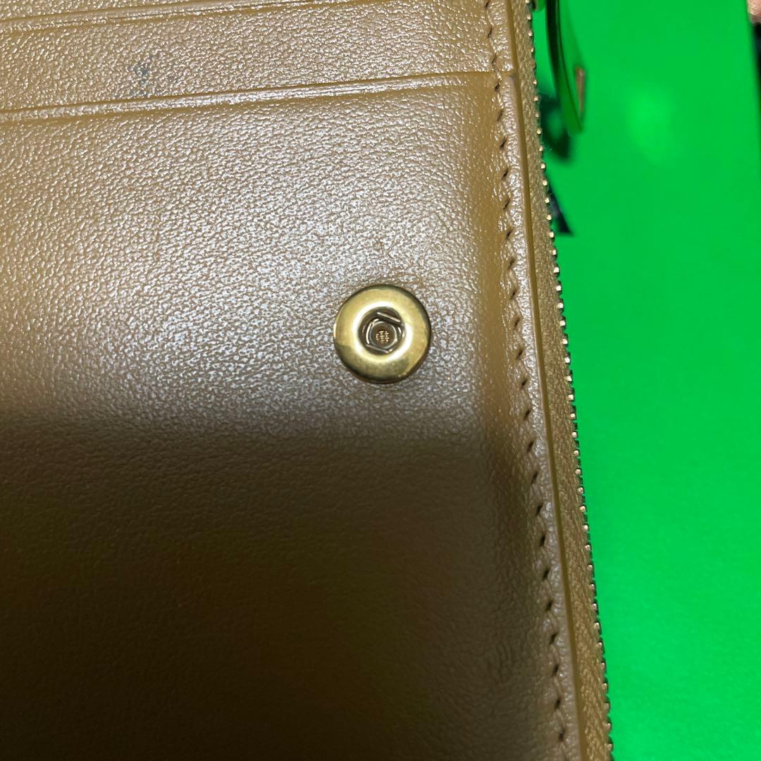 れん。ボッテガ　カセットスモール二つ折りウォレット