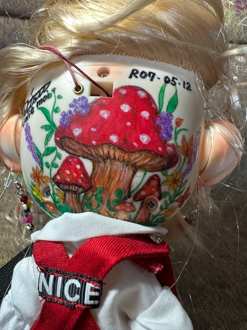 r*k様 アイシードール本体　女の子　アウトフィット付き。毛細血管そばかすっ子