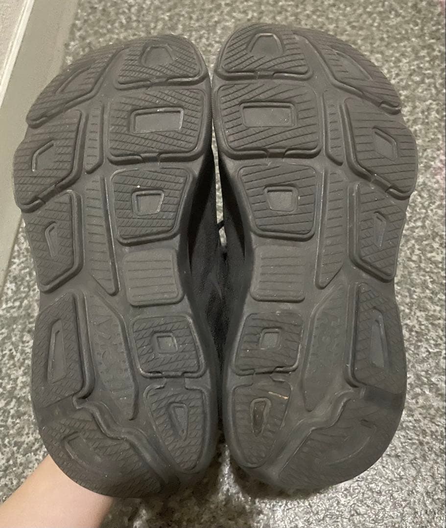 HOKA ホカ　ホカオネオネ　BONDI9 ボンダイ9 スニーカー　靴　シューズ