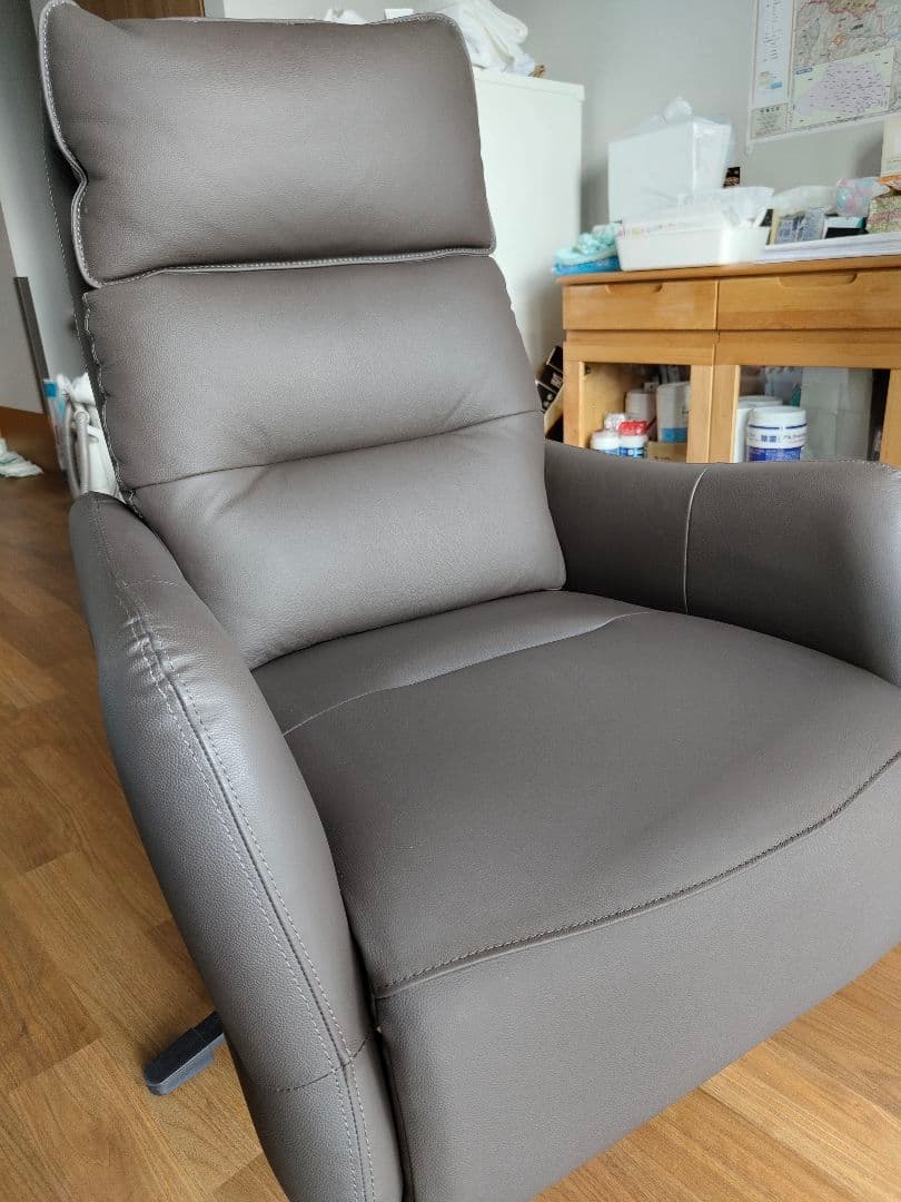 [のんちゃん] ニトリ 電動リクライニングパーソナル( LE01 BK)