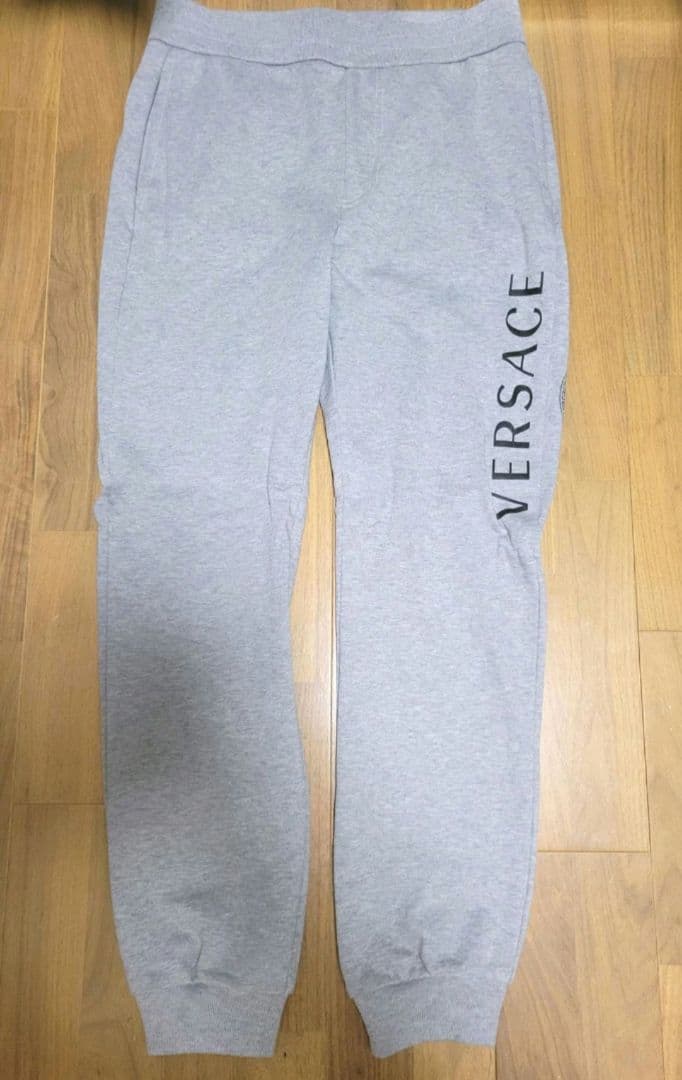 【一時値下げ中！】新品夕グ付き ヴェルサーチズボン