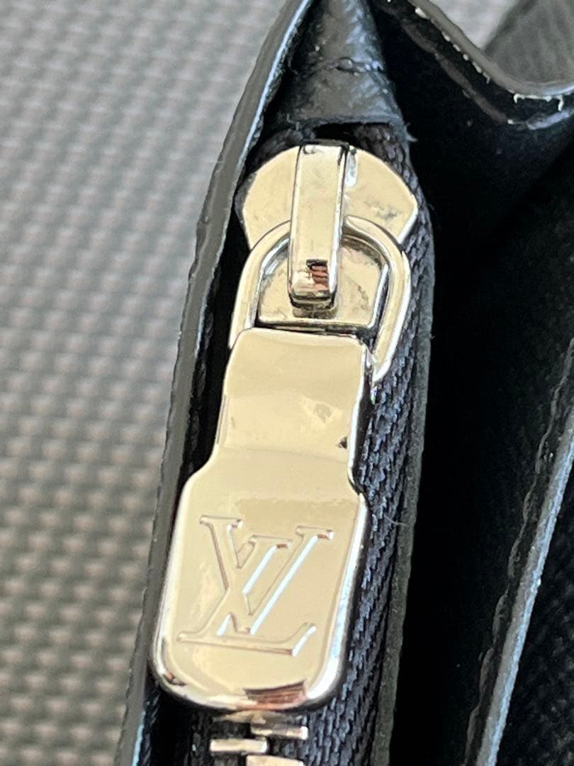 LOUIS VUITTON ルイヴィトン 長財布　M69410