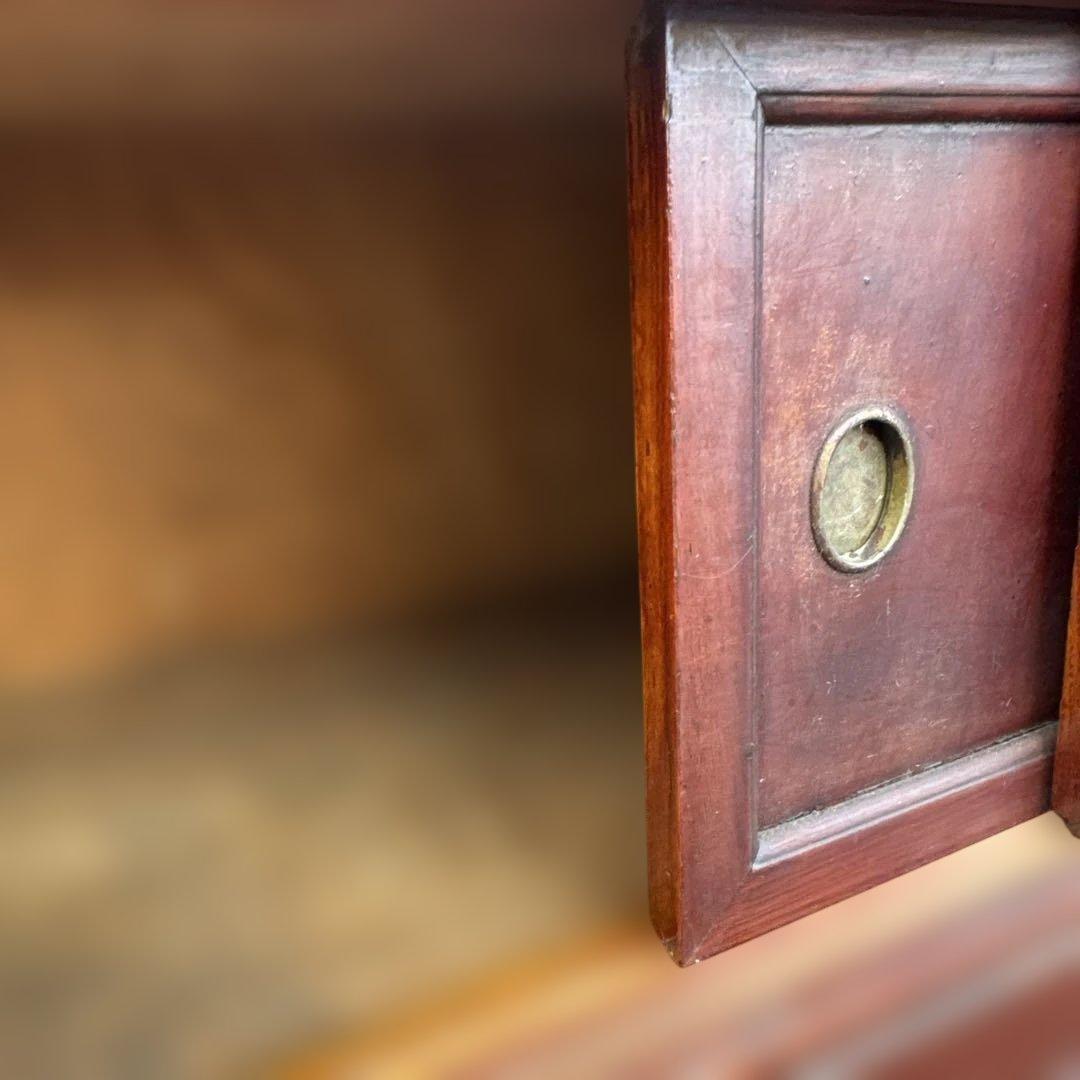 m*k様 昭和レトロ　茶箪笥　木製キャビネット 赤褐色 ガラス扉付き