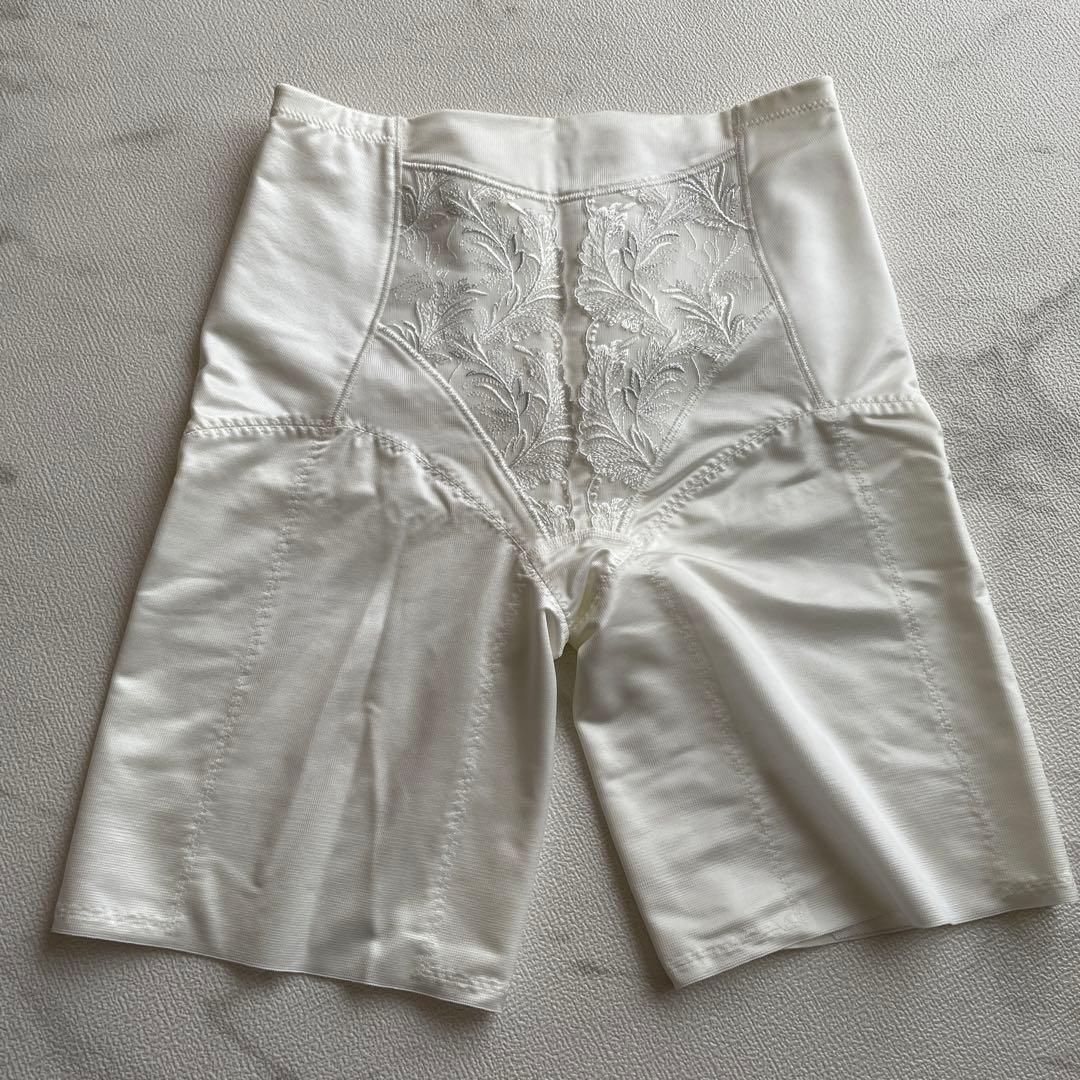 【あやな様】モンマリエ　ロングガードルL