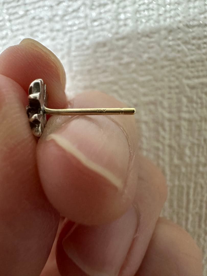 クロムハーツ★プラススタッドピアス