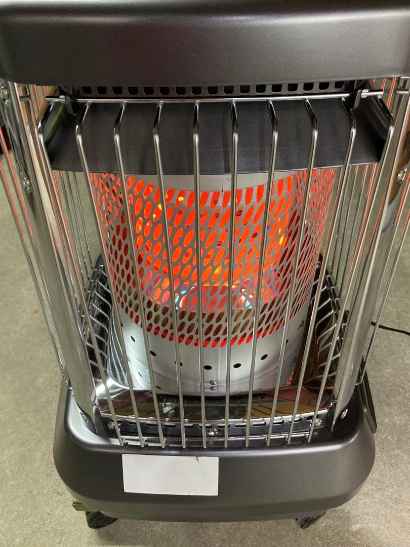 y*u様 送料無料‼ 大型　業務用ストーブ　ダイニチ　ブルーヒーターFM-183