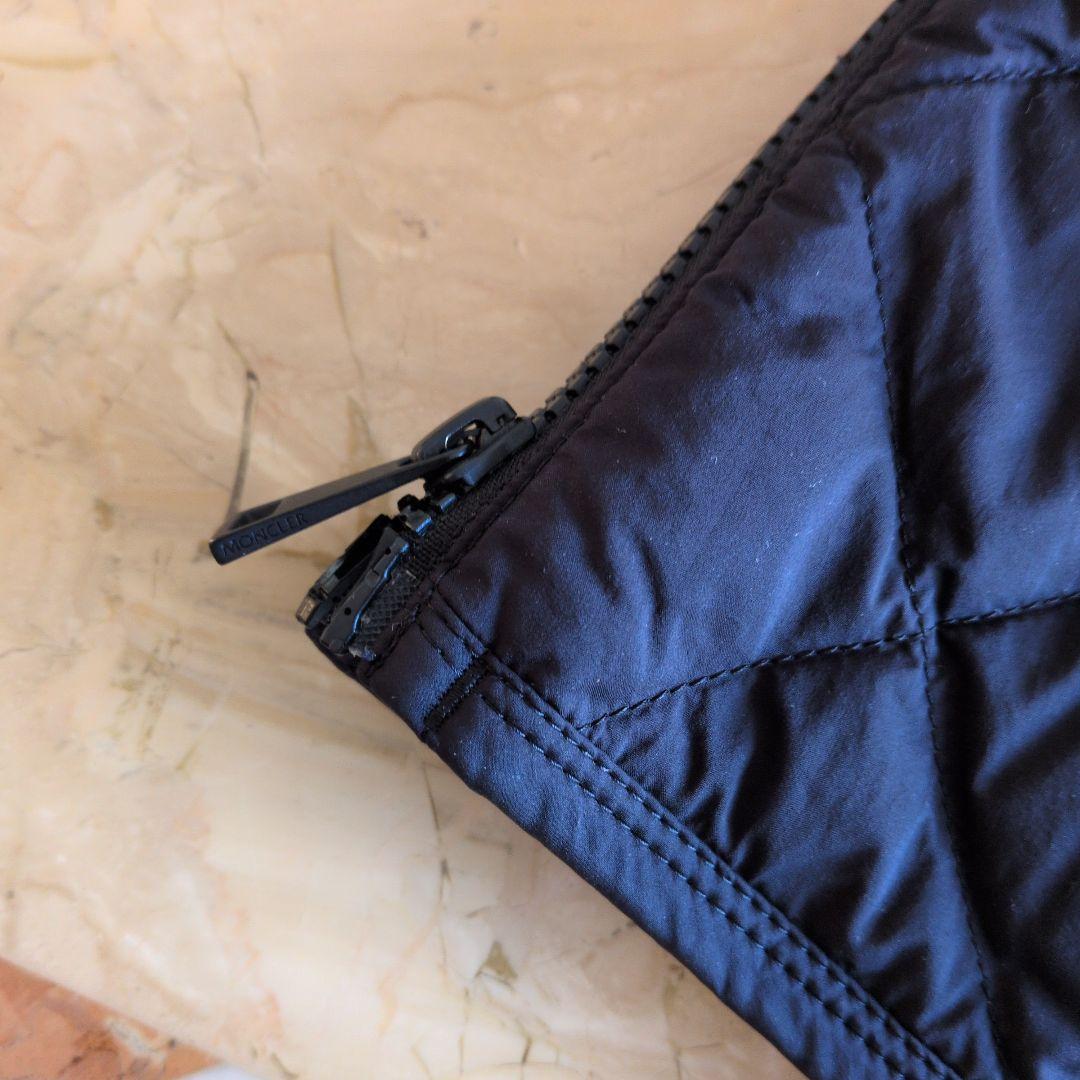 美品　モンクレール　ダウンキルティング台形黒 スカートM〜L